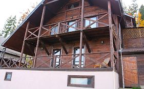 Szlachta Cottage